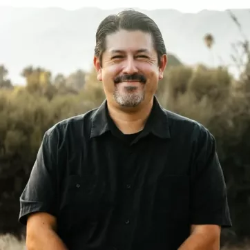 Dr. Roberto Gonzalez